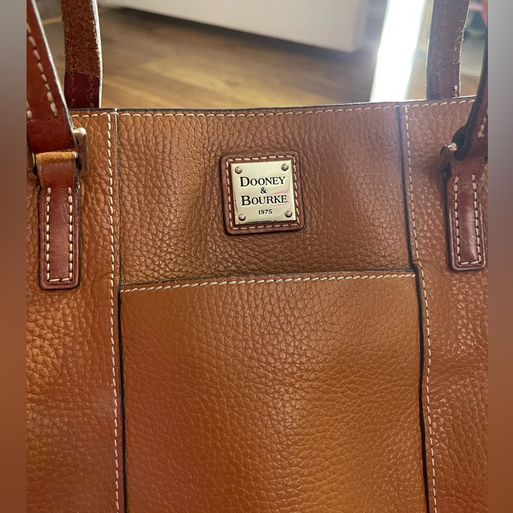 Dooney & Bourke Vintage Lexington Tote Shoulder Bag - Picture 10 of 10